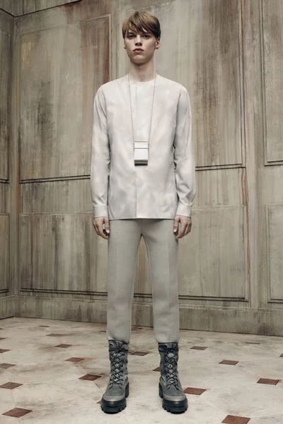 Look 22